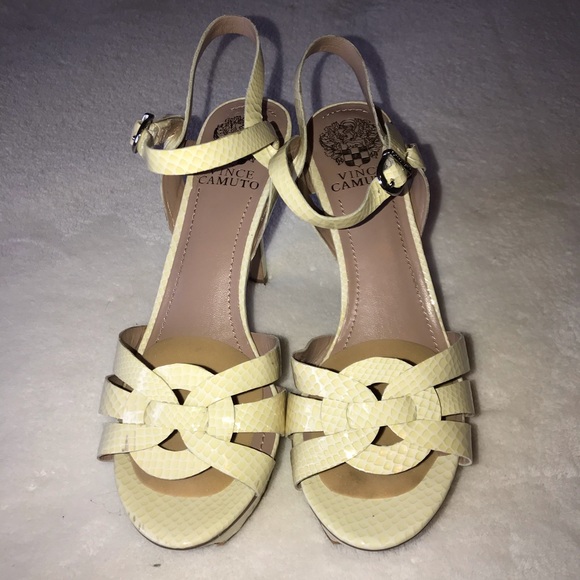 Vince Camuto sandals - Picture 2 of 7